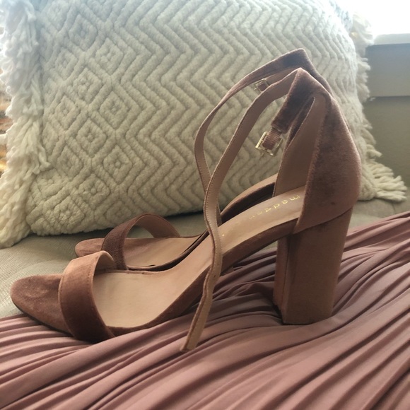 Steve Madden Velvet Heels - Picture 5 of 8
